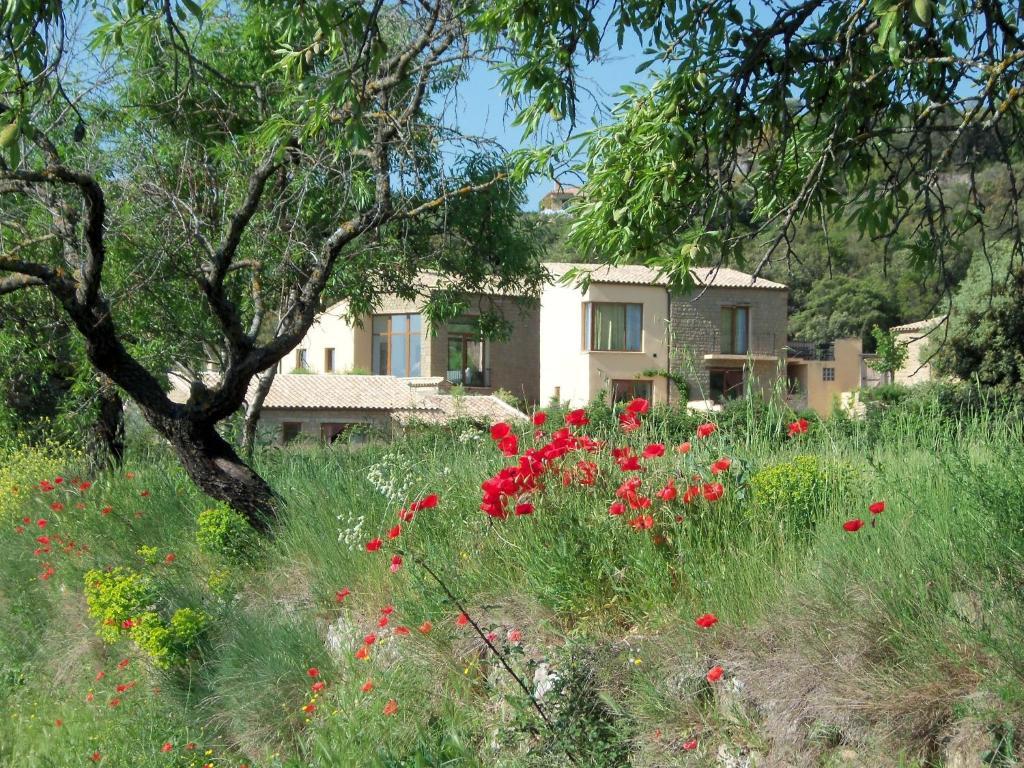 Santa Eulalia de Gállego Alen D'Aragonゲストハウス エクステリア 写真